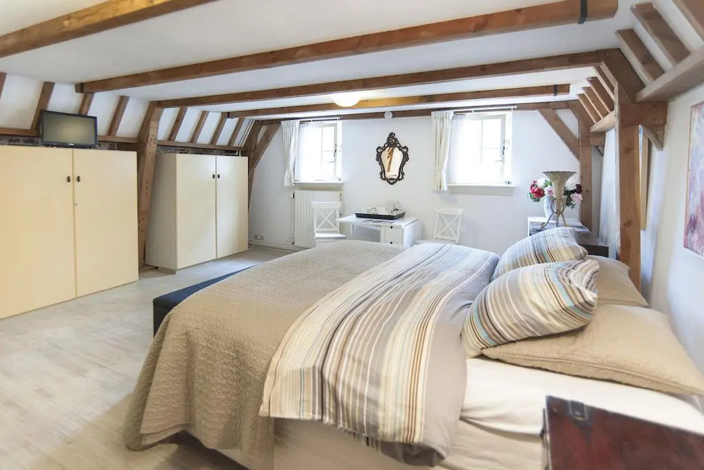 Bed & Breakfast of Art