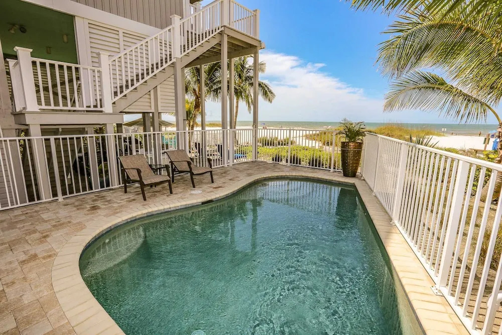 30-40 Gulf Beach Road Southern Dream Whole House
