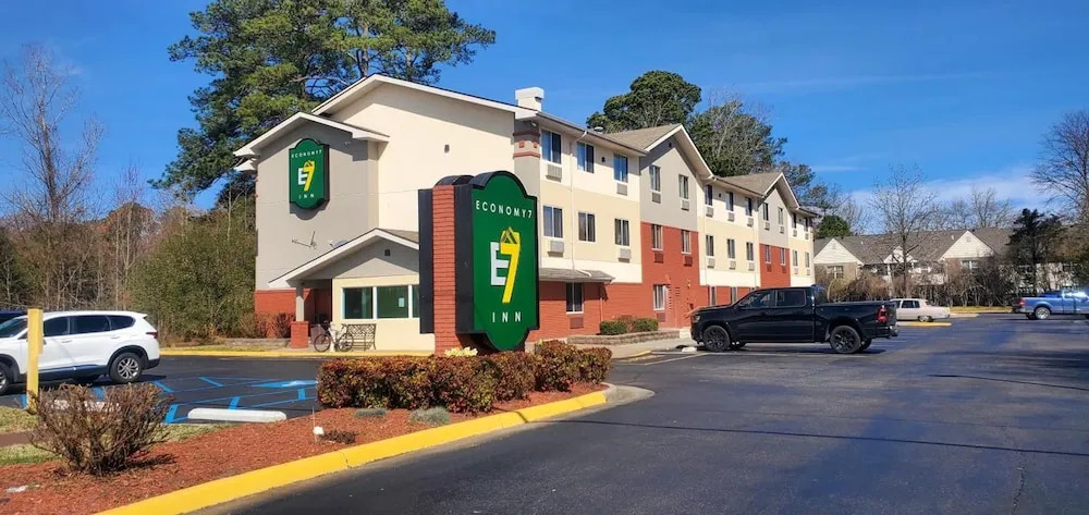 Super 8 Chesapeake