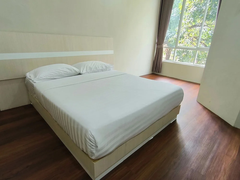 Royal Kencana Hotel powered by Cocotel