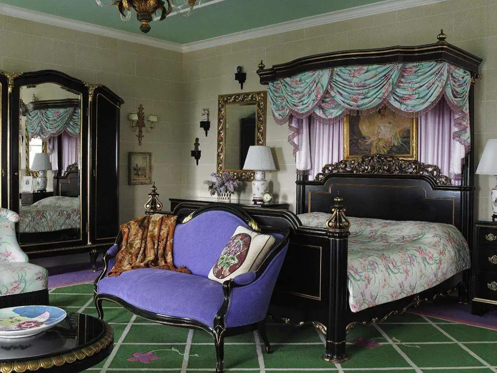 Grand Hotel