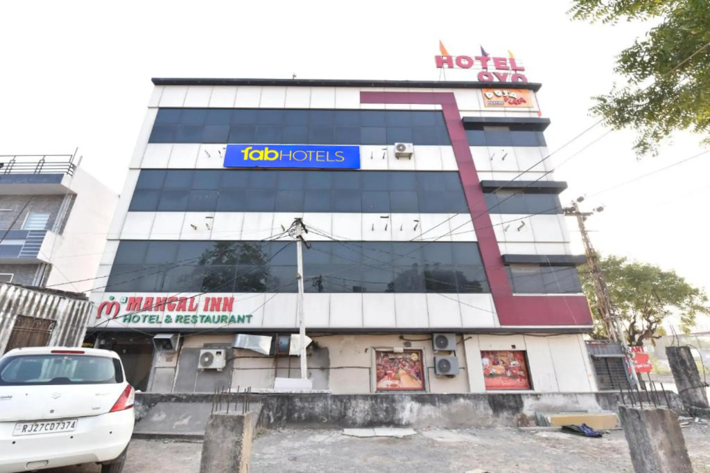 FabHotel Dosa Plaza