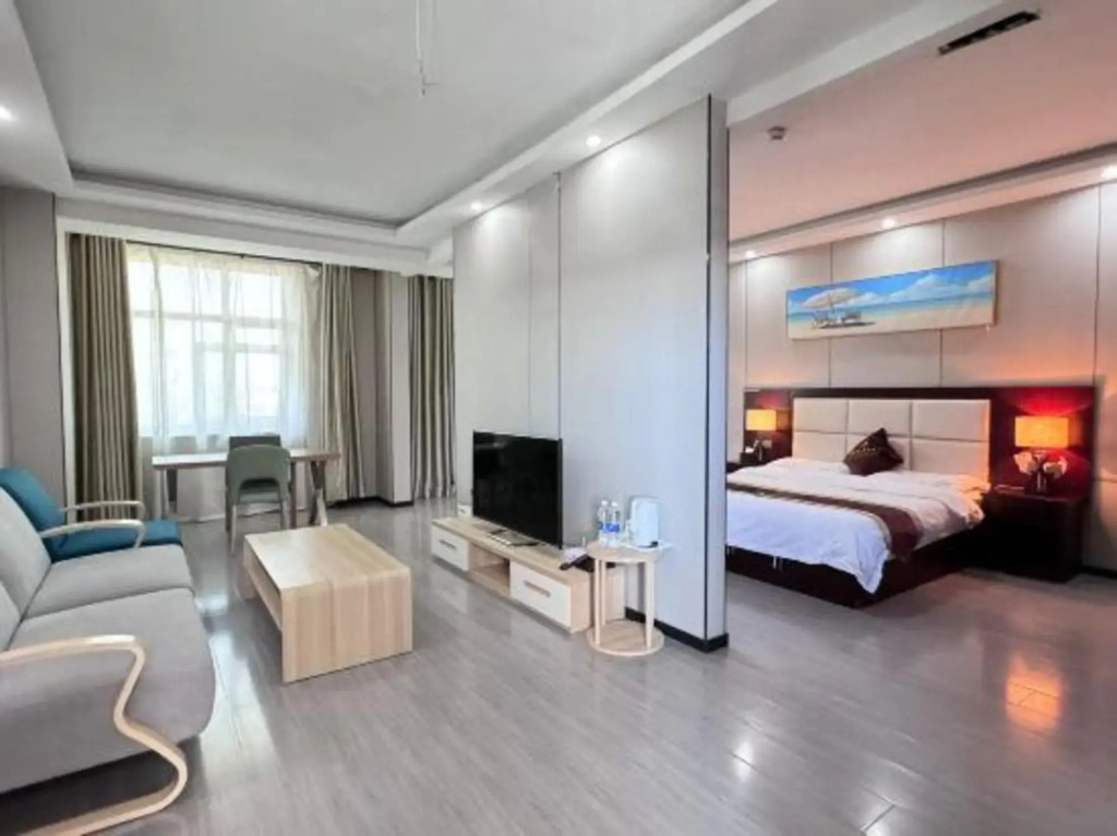 Jiayuguan Xinyu'an Business Hotel（Datang Food Street Shop）