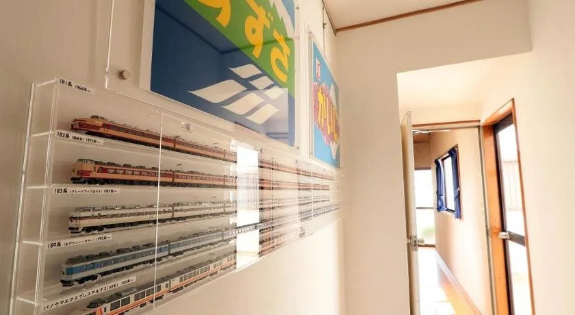 Tetsu no YA Guesthouse for Railfans
