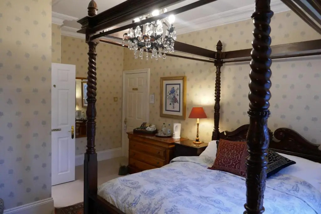 Kerrington House