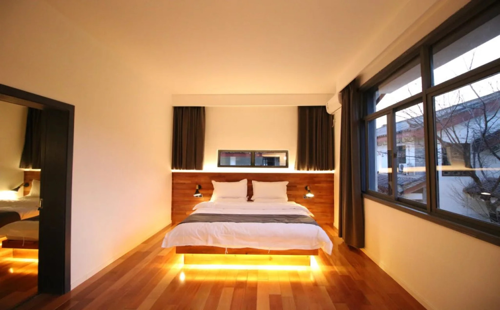 Lijiang Shuhe Travelling With hotel