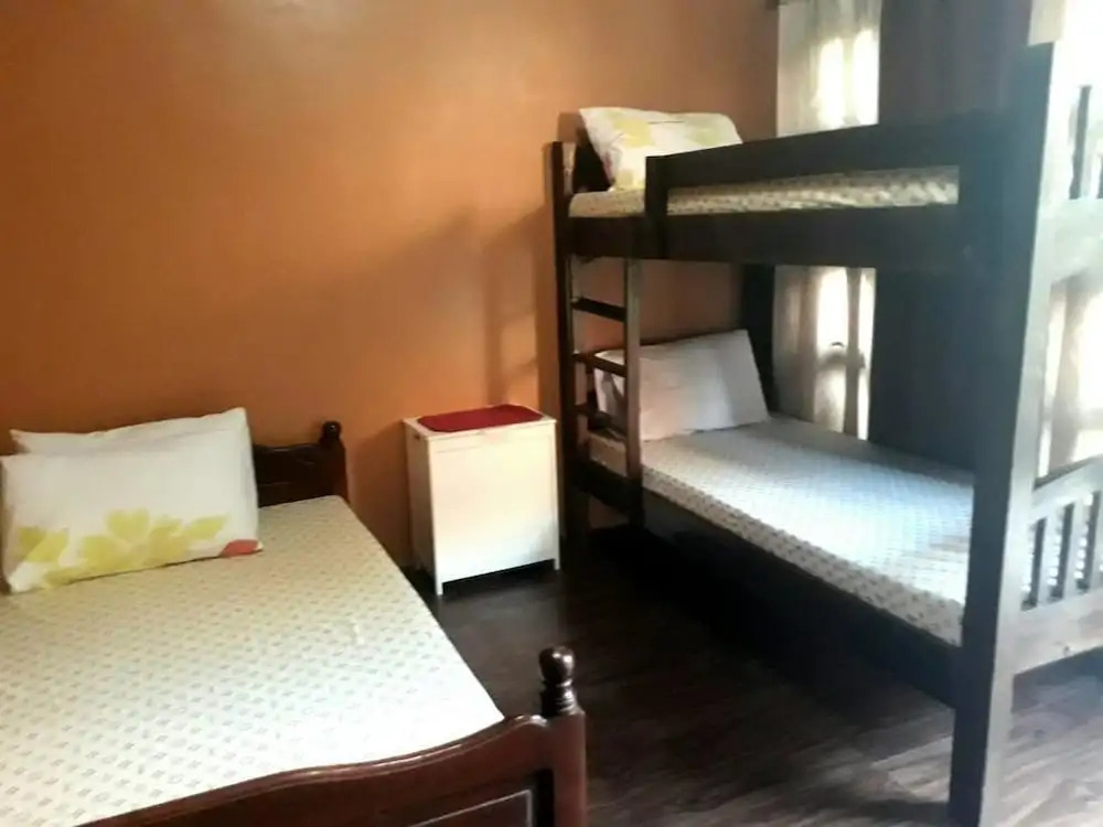 Bognot Lodge Mt Pinatubo Guesthouse