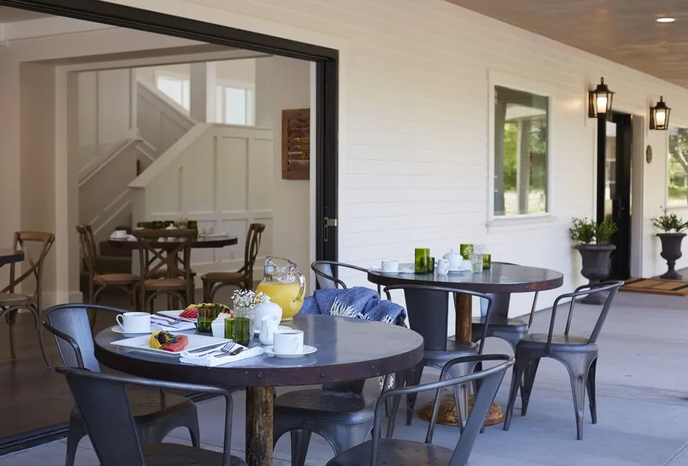 SummerWood Inn