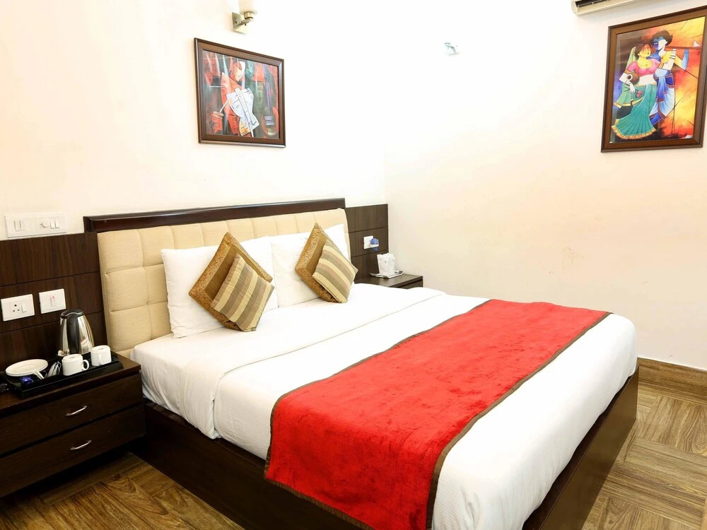 OYO 397 Hotel RR Residency