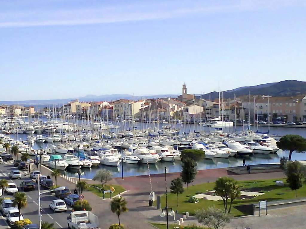 ibis Martigues Centre