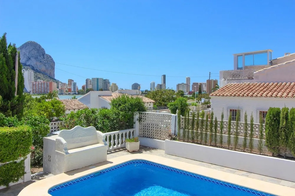 Villa Almendros 8