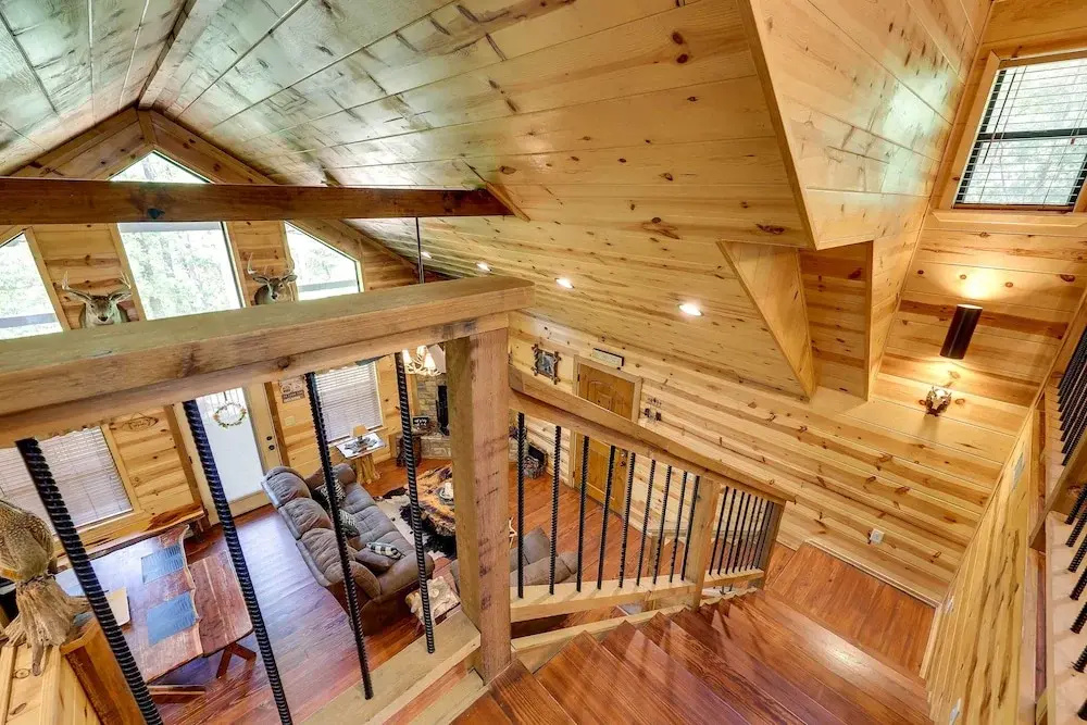 Pet-Friendly Broken Bow Cabin w/ Fire Pit