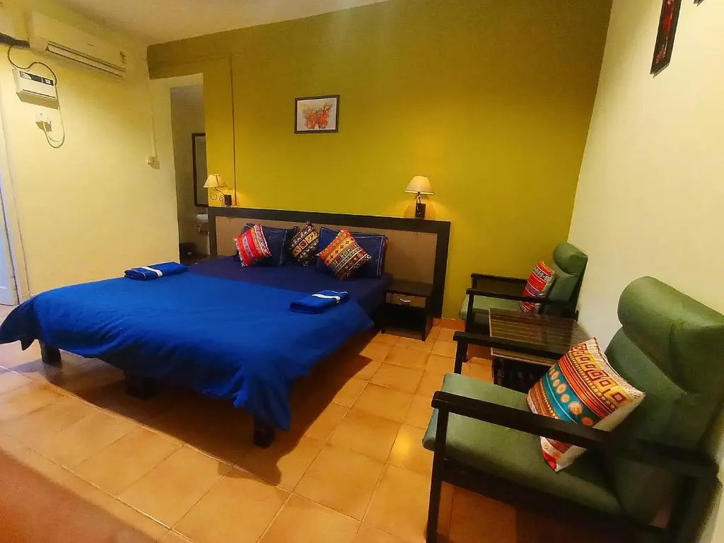 Ocean Waves -Budget Studio Apartment In Candolim