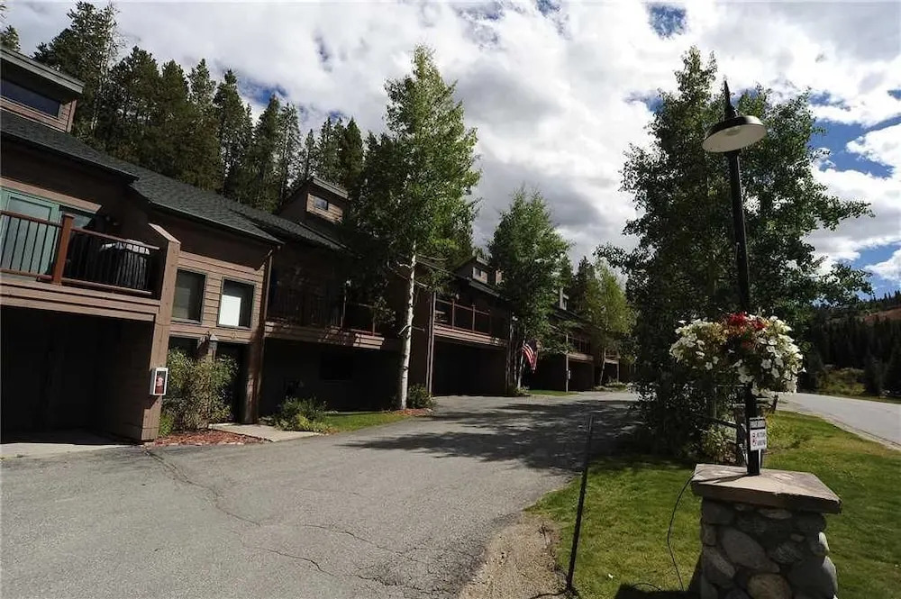 Eagle Ridge  #2 (Townhome with Private Hot Tub)