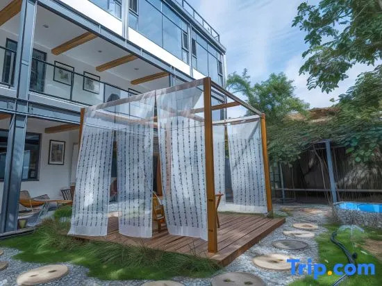 Xi'an Baishiyunju Homestay (Qinling Wildlife Park Branch)