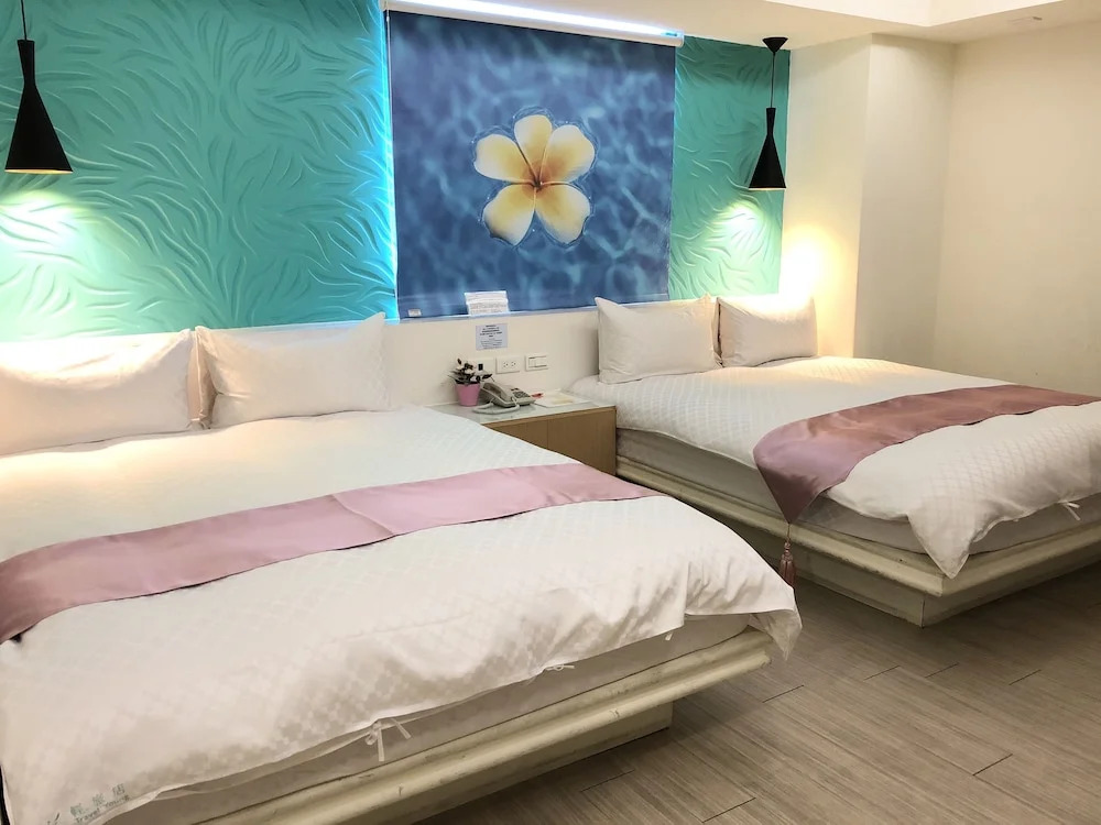 Travel Young Hotel