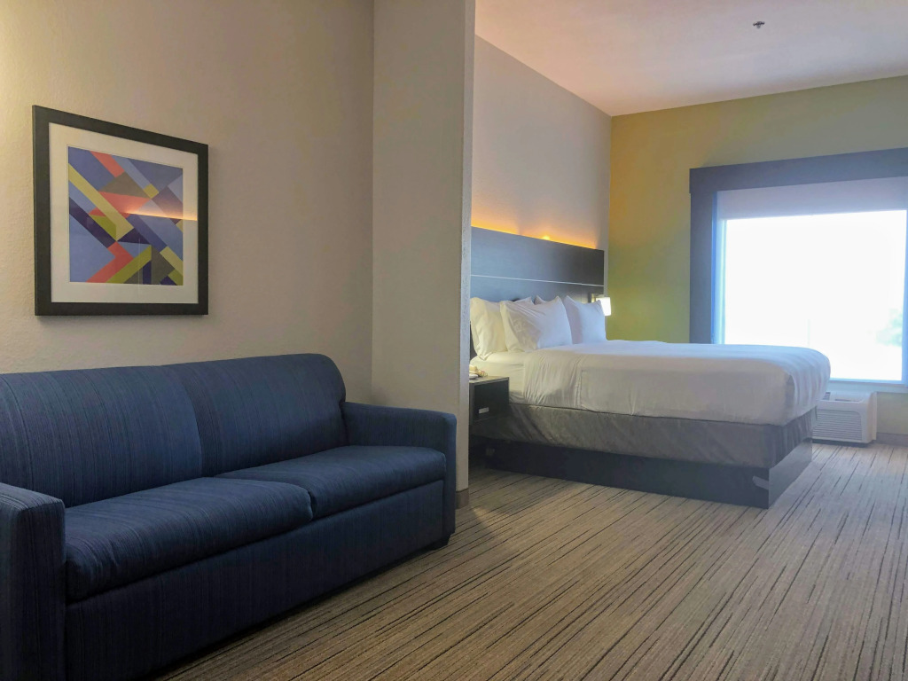 Holiday Inn Express & Suites Hearne by IHG