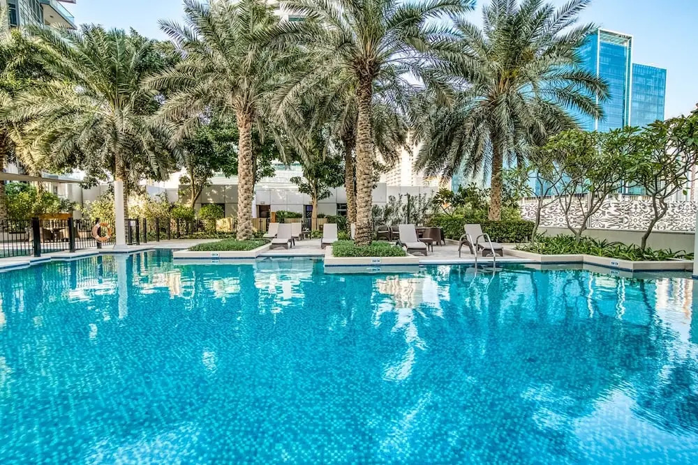 Shakespeare - Ease by Emaar