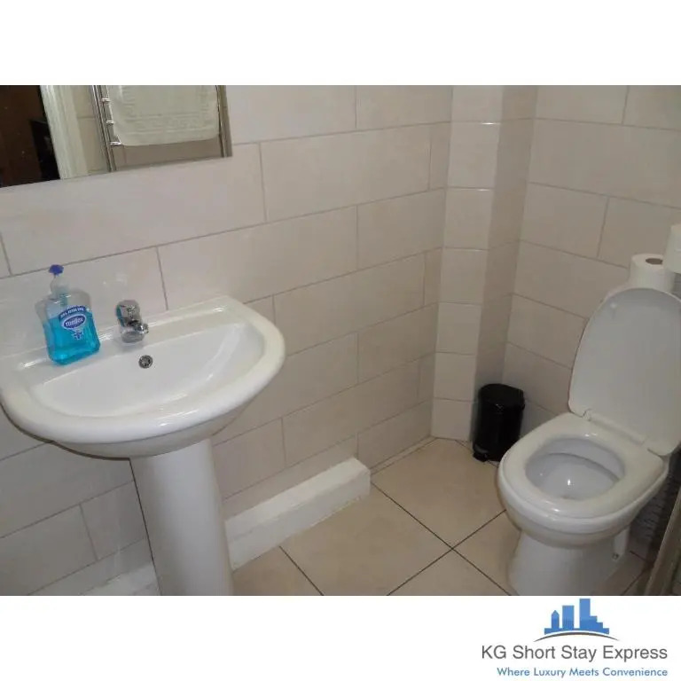 KG Short Stay Express Luxury Apartments
