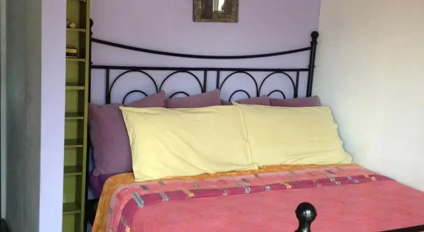 Mole'N Room