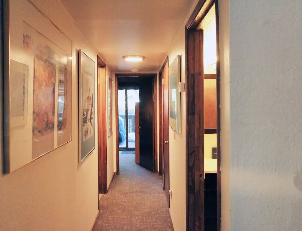 Tahoe Olympic 3 Bedroom Condo by RedAwning
