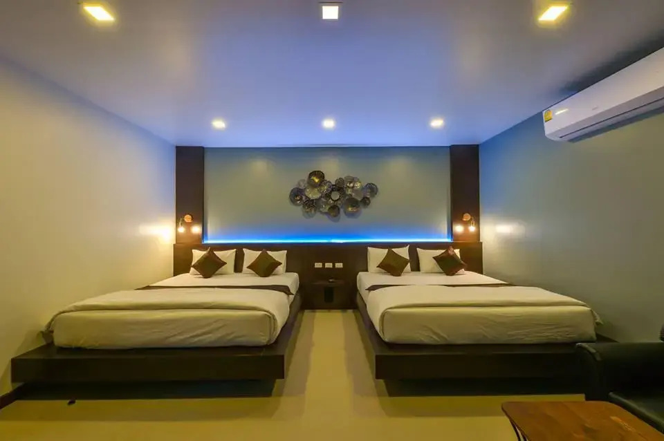 The Laekhong River Resort