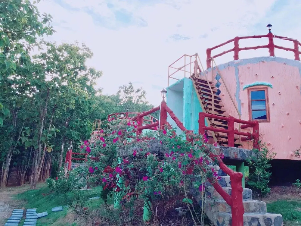 Le Teak Resort
