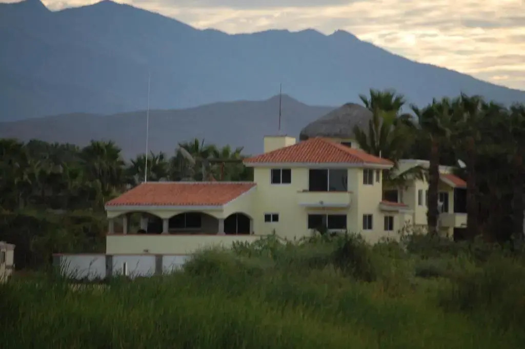 Pescadero Palace