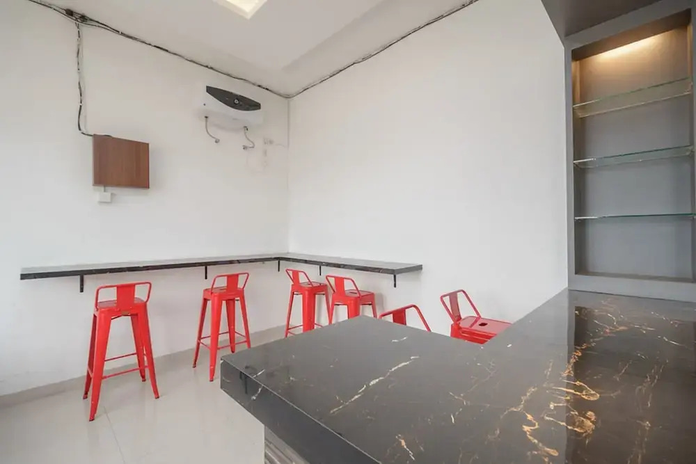 RedDoorz Plus at Grand Tara Homestay Palembang