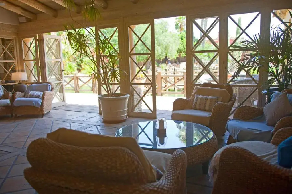 Desert Springs Apartment 355