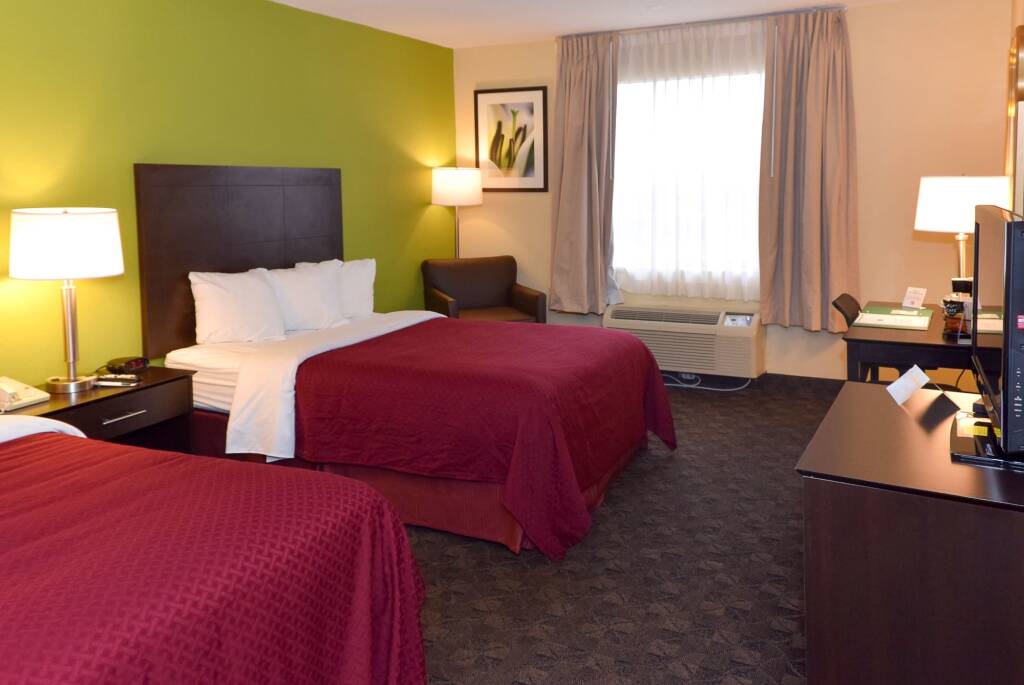 Book Quality Inn St  Louis Airport Hotel St louis right now 