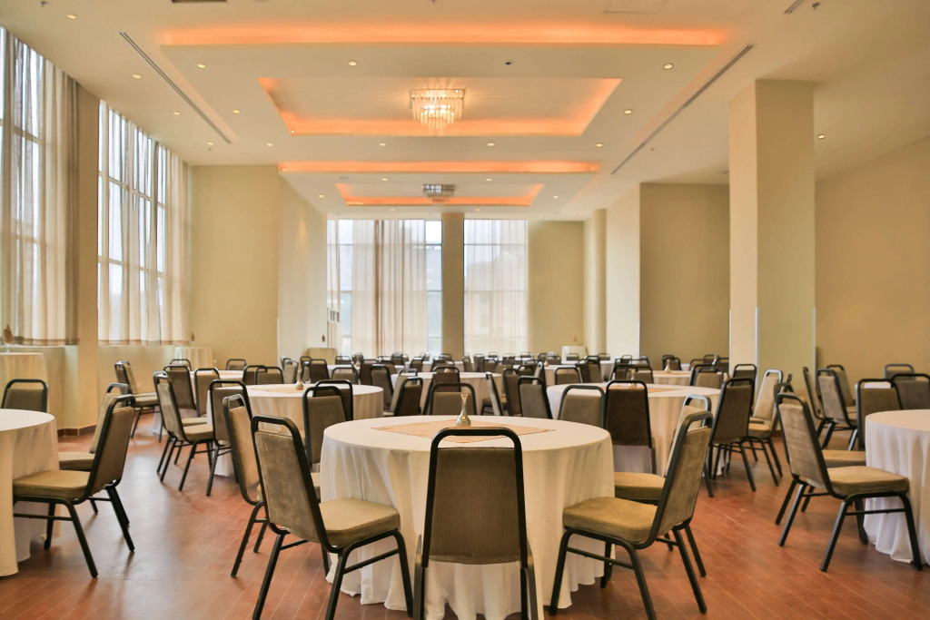 Magnolia Hotel & Conference Center