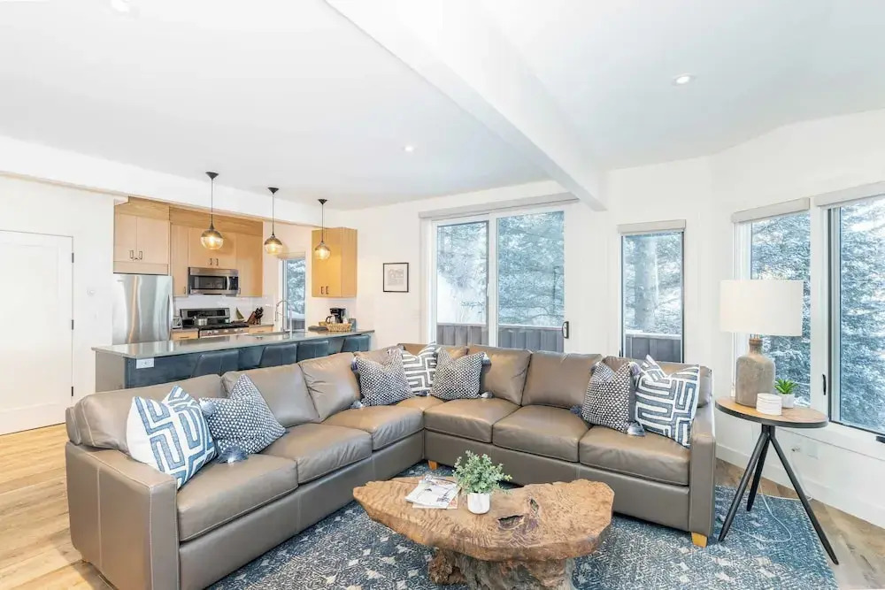 Manitou Riverhouse 115 by Avantstay Spacious Condo in the Centre of Telluride