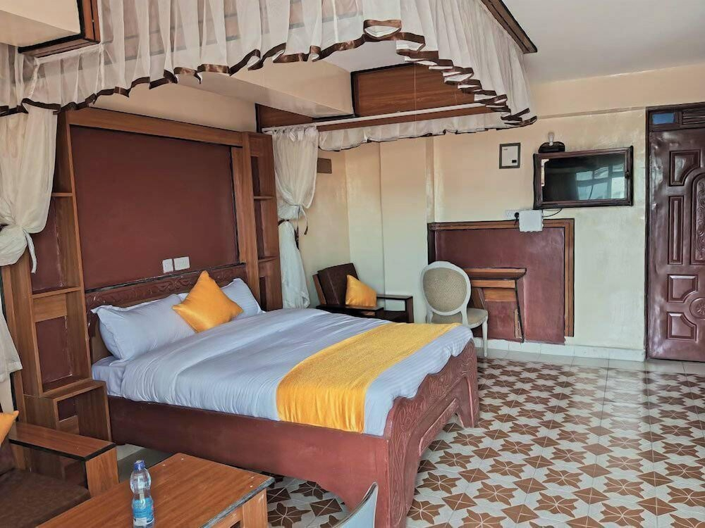 Sweet Bargain Hotel