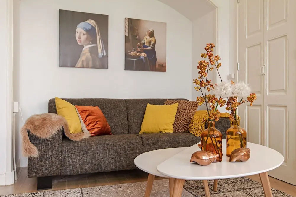 Cozy Castle Apartment