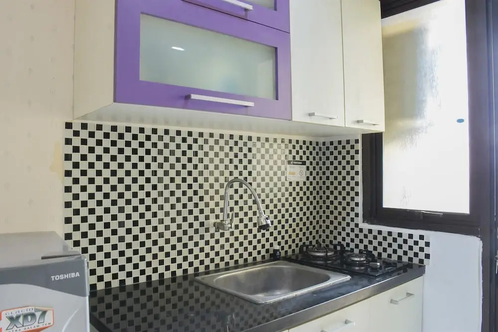Homey and Simply Studio Room at Kebagusan City Apartment