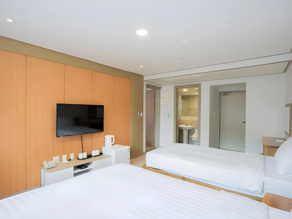 J2 Family Hotel Jeju