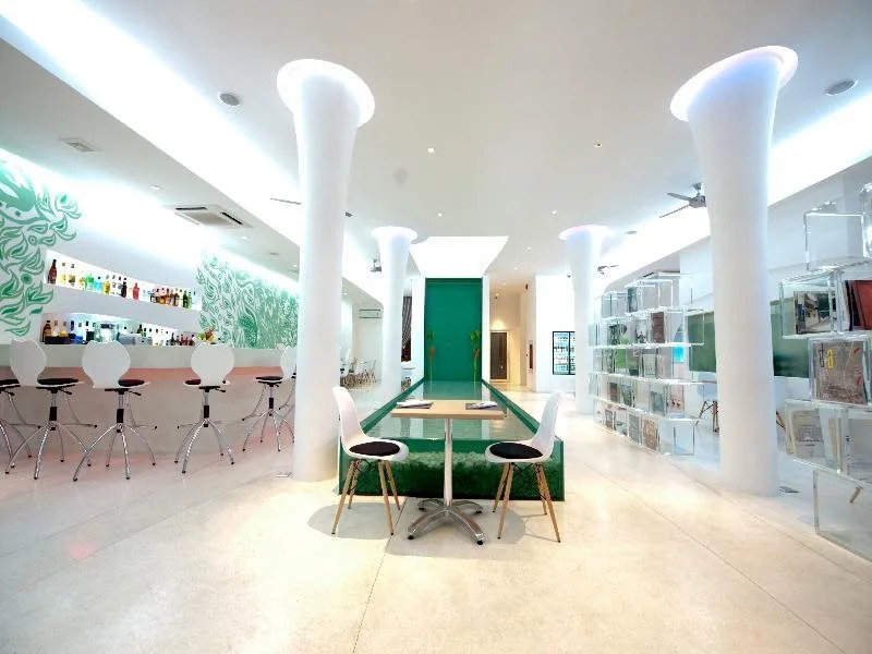 Lebiz & Library