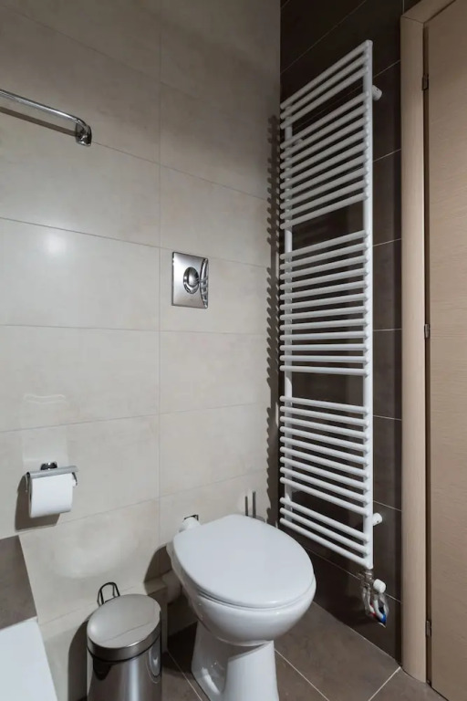 UPSTREET Stylish & Spacious 2BD Apt-Thiseio