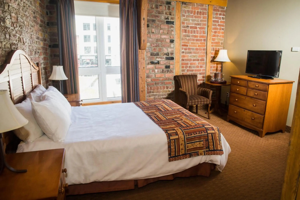 Murray Premises Hotel