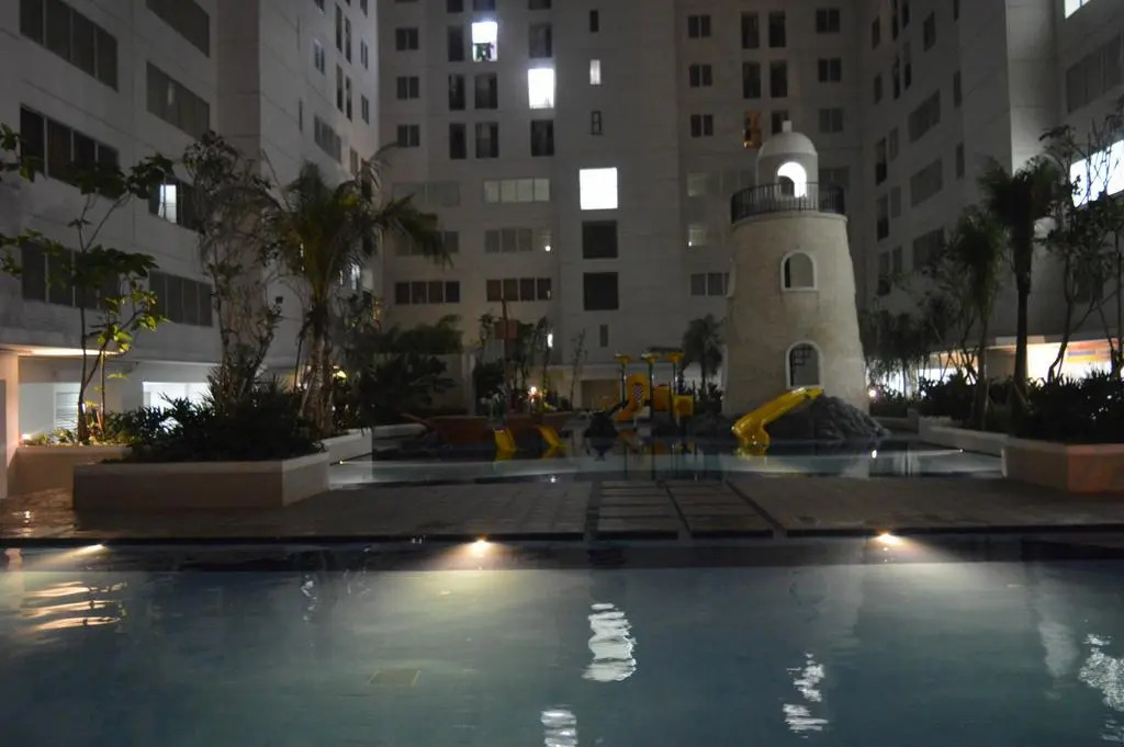 Roomku at Bassura City Apartment