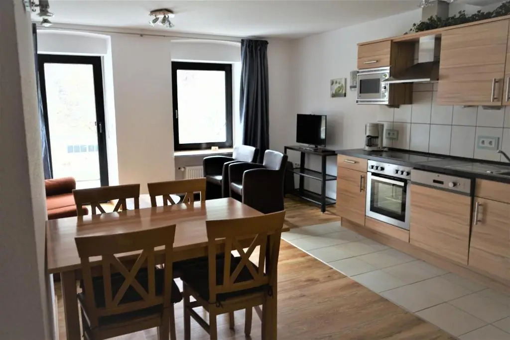 Wohnung 2 Pers 1 Schlafzimmer und Wohnzimmer mit Balkon und Blick auf die Mosel