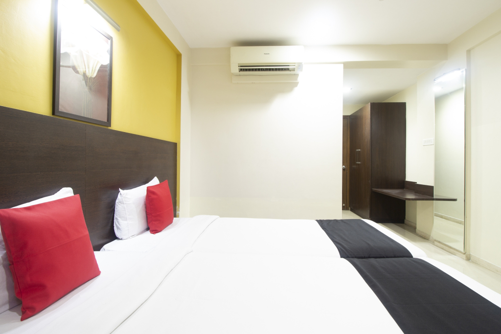 Shree Omkar Executive by OYO Rooms