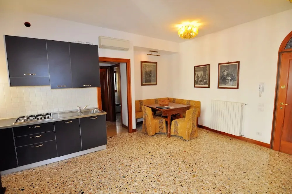 Casa Dei Pittori Venice Apartments