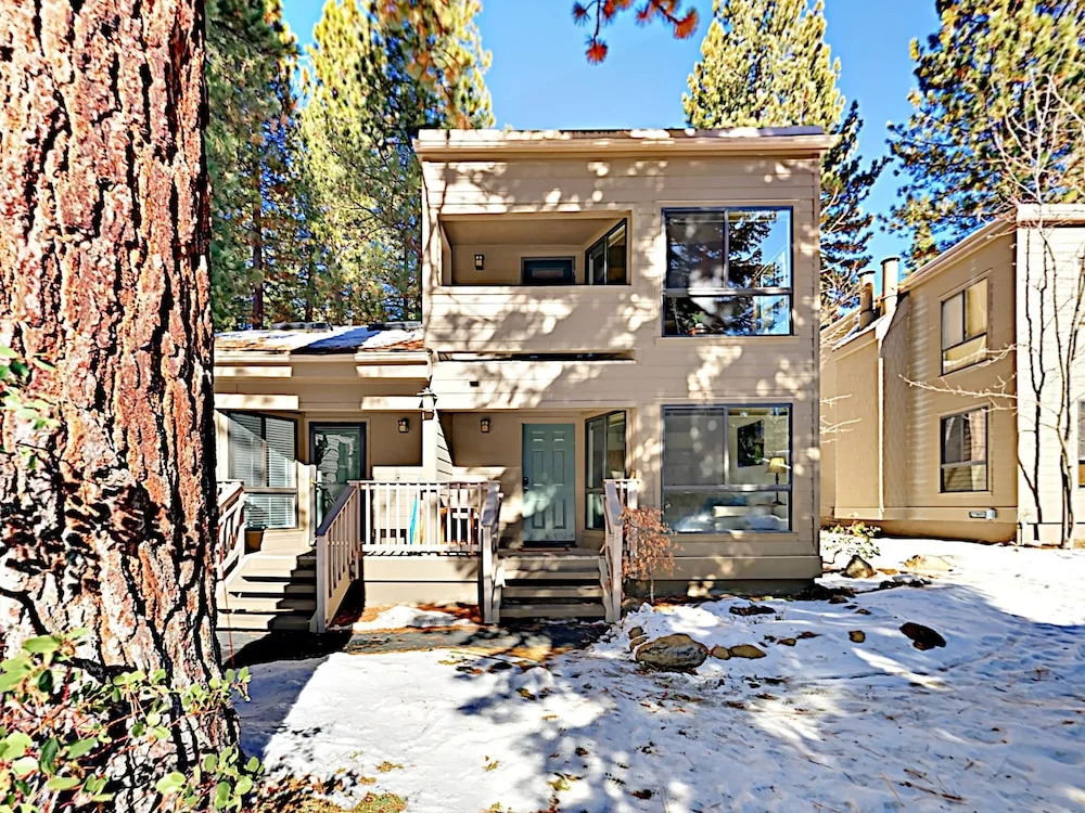 Sunny Unit 13 - 3 Br Condo