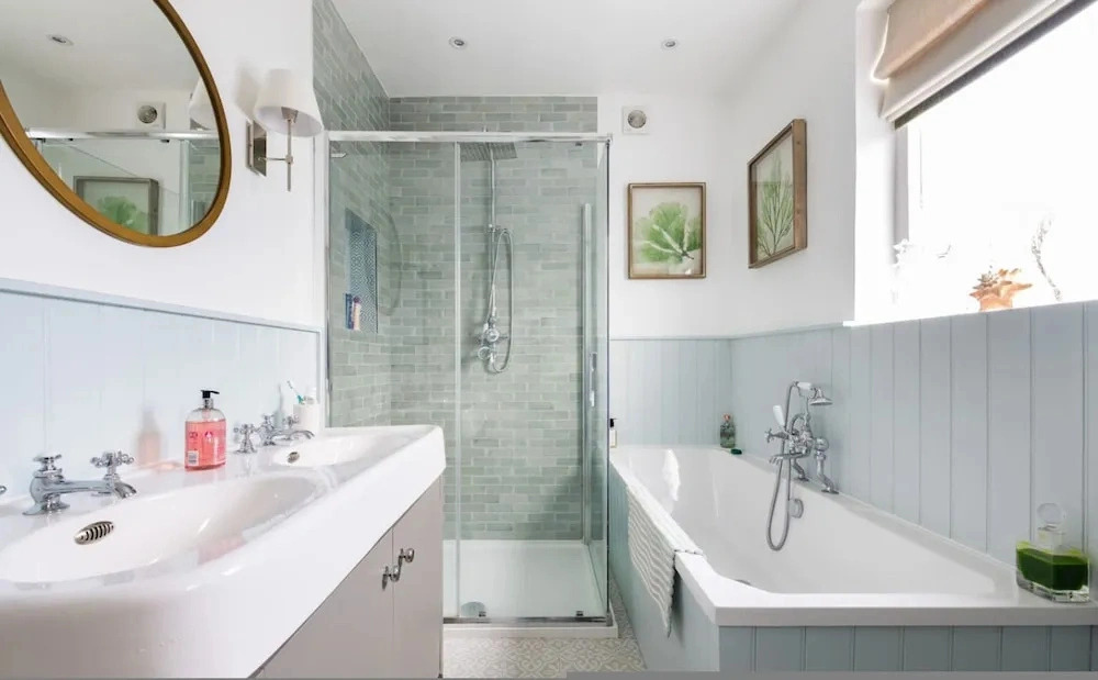 Fabulous 4 Bedroom Family Home in Fulham