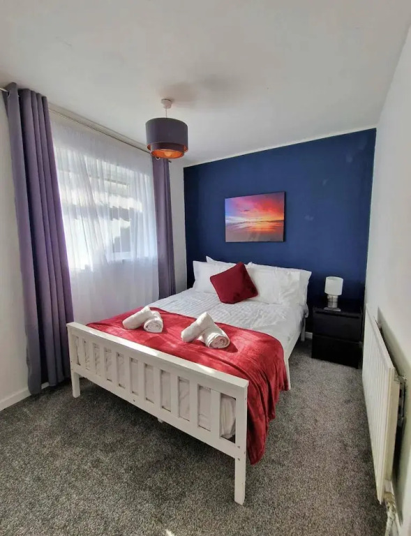 Charming 3 Bedroom House in Sheffield