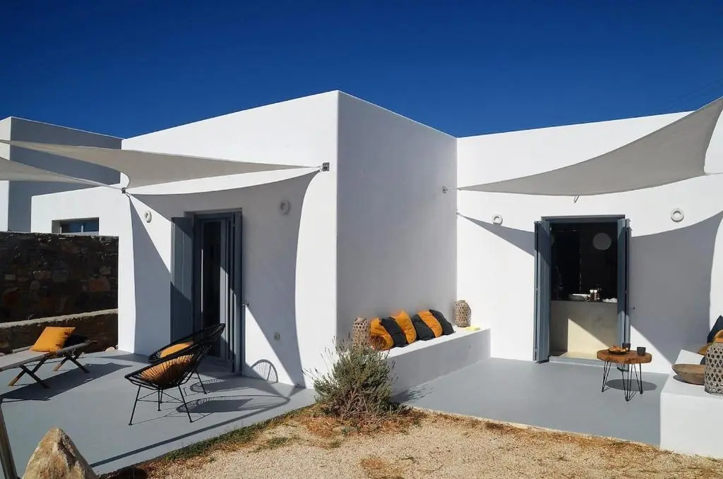 The Hedonist Square cycladic house with sea view