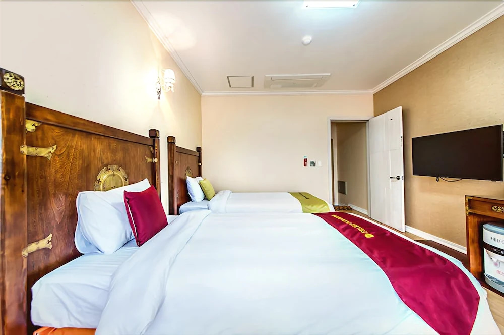Hotel Pearly Plus