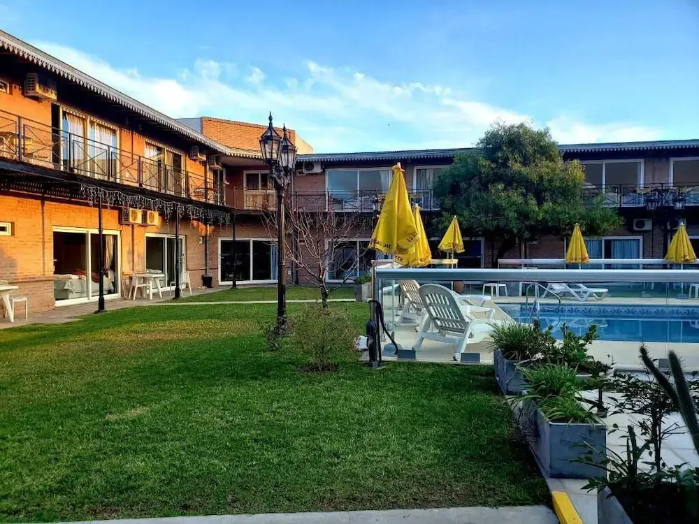Marvic Hotel